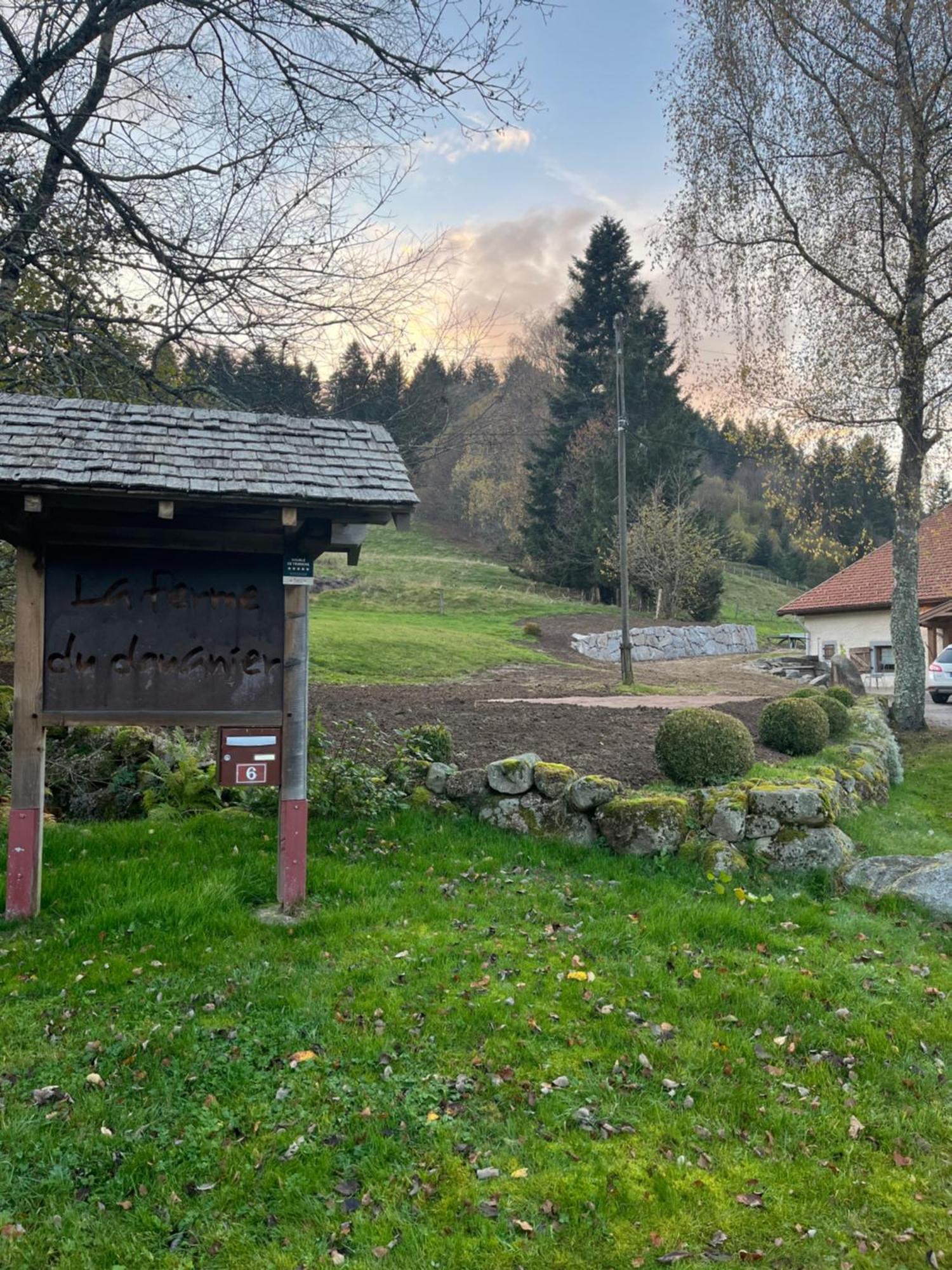 La Ferme Du Douanier & Spa 5 Etoiles All Inclusive Вантрон Экстерьер фото
